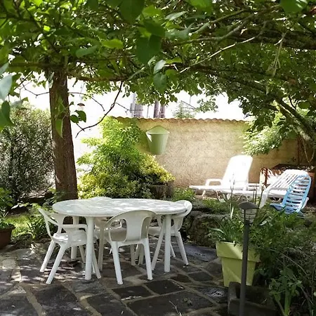 Ferienhaus Le Four A Pain Volvic