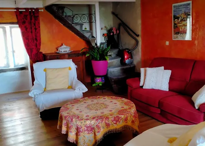 Le Four A Pain Volvic